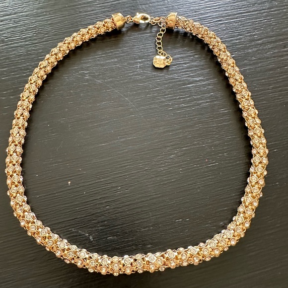 Monet Jewelry - Monet gold necklace